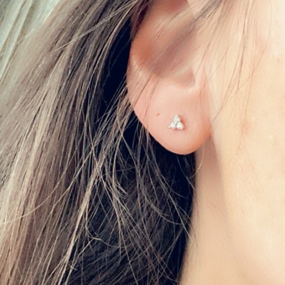 Sterling Silver Rhodium Finish Diamond Flower Ear Studs - Picture 11 of 12